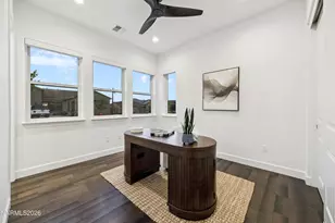 2348 Hammer Fls Dr, Reno, NV 89521 - Photo 27