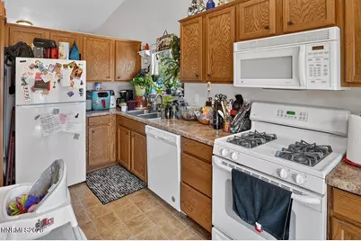 18329 Dustin Court, Reno, NV 89508 - Photo 5