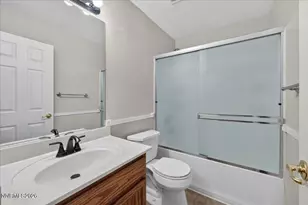 18329 Dustin Ct, Reno, NV 89508 - Photo 17