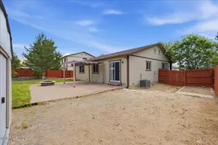 18329 Dustin Ct, Reno, NV 89508 - Photo 21