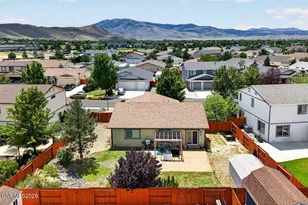 18329 Dustin Ct, Reno, NV 89508 - Photo 17