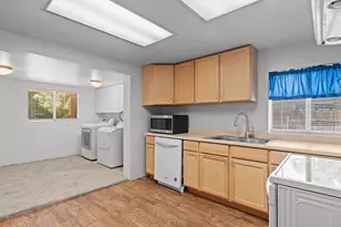 1239 Patrick Ave, Reno, NV 89509 - Photo 11