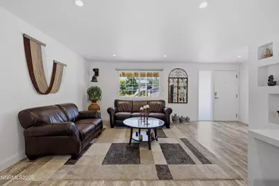 810 Autumn Hills Drive, Reno, NV 89511 - Photo 7