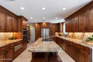 2450 Sequoia Ln, Reno, NV 89502 - Photo 3