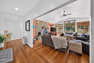 225 S Earlham Ct, Reno, NV 89511 - Photo 25