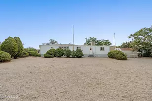 3165 Hollyhock Ln, Silver Springs, NV 89429 - Photo 25