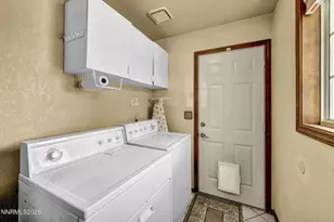 2080 Bonneville Ave, Reno, NV 89503 - Photo 9