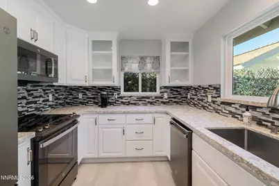 1160 Freddie Court, Reno, NV 89503 - Photo 9