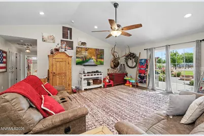 1085 Rosewood Drive, Fallon, NV 89406 - Photo 5