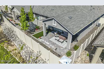 10862 Farmstead Lane, Reno, NV 89521 - Photo 19