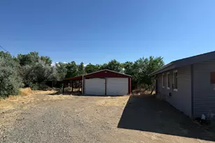 2525 Larry Cir, Carson City, NV 89706 - Photo 5
