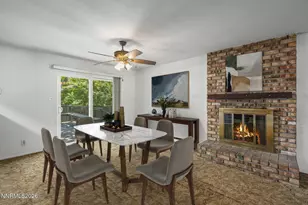 1310 Earl Dr, Reno, NV 89503 - Photo 13