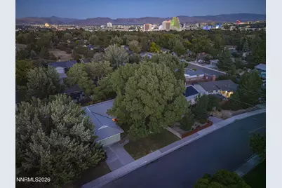 1310 Earl Drive, Reno, NV 89503 - Photo 3