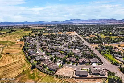 1012 Rocky Terrace Drive #35, Gardnerville, NV 89460 - Photo 11