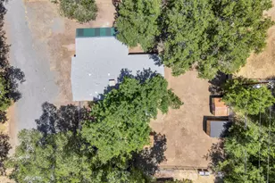 230 E Gepford Pkwy, Sun Valley, NV 89433 - Photo 39