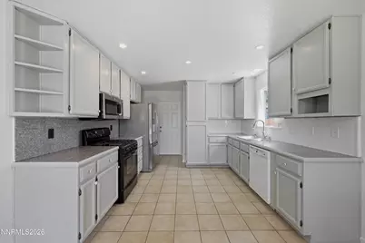 247 Woodlake Circle, Dayton, NV 89403 - Photo 9