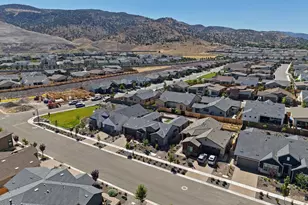 2332 Hammer Fls Dr, Reno, NV 89521 - Photo 49