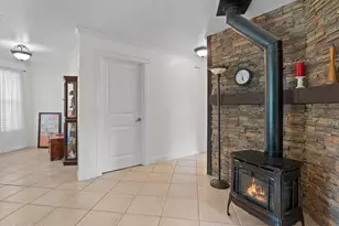 1413 Patricia Dr, Gardnerville, NV 89460 - Photo 11
