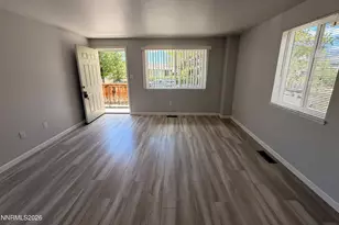 319 Thoma St, Reno, NV 89502 - Photo 5