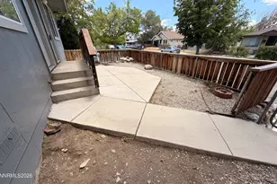 319 Thoma St, Reno, NV 89502 - Photo 19