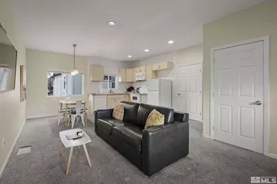 121 Caliente Street, Reno, NV 89509 - Photo 3