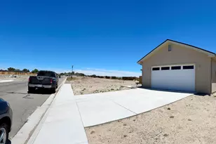 206 Sweetwater Dr, Yerington, NV 89447 - Photo 37