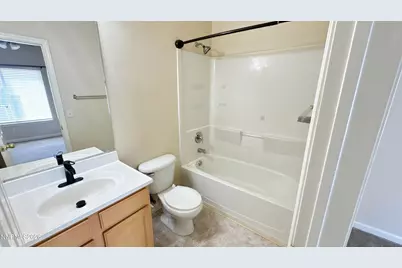 200 Talus Way #APT 424, Reno, NV 89503 - Photo 7