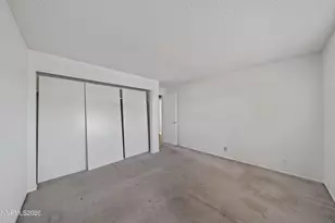 852 E York Wy, Sparks, NV 89434 - Photo 29