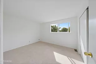 852 E York Wy, Sparks, NV 89434 - Photo 27