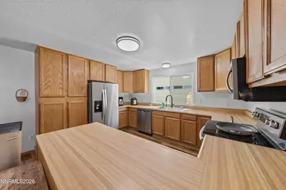 852 E York Way, Sparks, NV 89434 - Photo 13