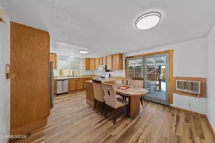 852 E York Wy, Sparks, NV 89434 - Photo 7