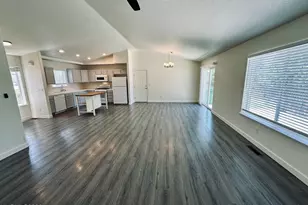 1952 3 Iron Ct, Fernley, NV 89408 - Photo 9