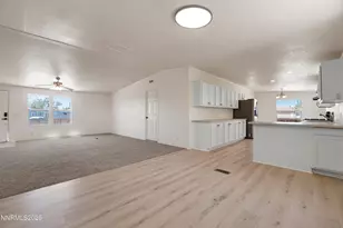 2705 Toiyabe St, Silver Springs, NV 89429 - Photo 9
