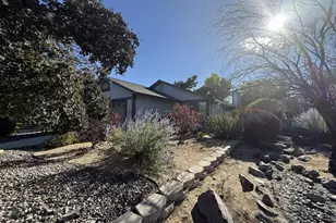 1081 Shadelands Ct, Reno, NV 89523 - Photo 5