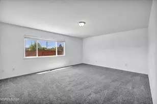 17704 Georgetown Dr, Reno, NV 89508 - Photo 15