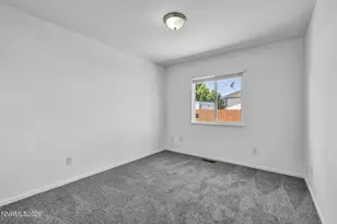 17704 Georgetown Dr, Reno, NV 89508 - Photo 21