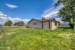 802 Lyell Way, Gardnerville, NV 89460 - Photo 37