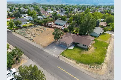 802 Lyell Way, Gardnerville, NV 89460 - Photo 53