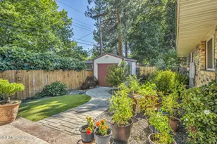 2090 Allen St, Reno, NV 89509 - Photo 17