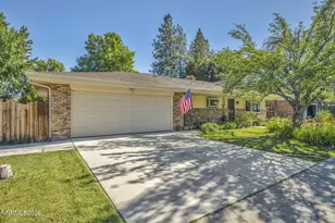 2090 Allen St, Reno, NV 89509 - Photo 11