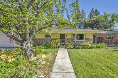 2090 Allen Street, Reno, NV 89509 - Photo 7