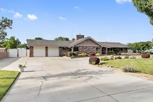 420 Country Dr, Fernley, NV 89408 - Photo 1