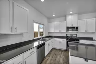 8918 Wolf Moon Dr, Reno, NV 89506 - Photo 33