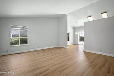 6796 Dorchester Drive, Sparks, NV 89436 - Photo 7
