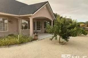 752 Divot Dr, Fernley, NV 89408 - Photo 11