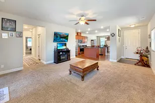 545 Osprey Way, Fernley, NV 89408 - Photo 5