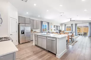 724 Alouette Cir, Dayton, NV 89403 - Photo 3