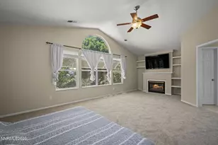 1055 Amico Dr, Sparks, NV 89434 - Photo 15
