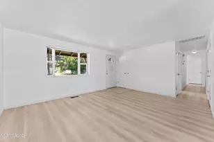 9245 Fremont Way, Reno, NV 89506 - Photo 7