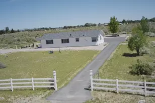 4262 Margoree Ln, Fallon, NV 89406 - Photo 3